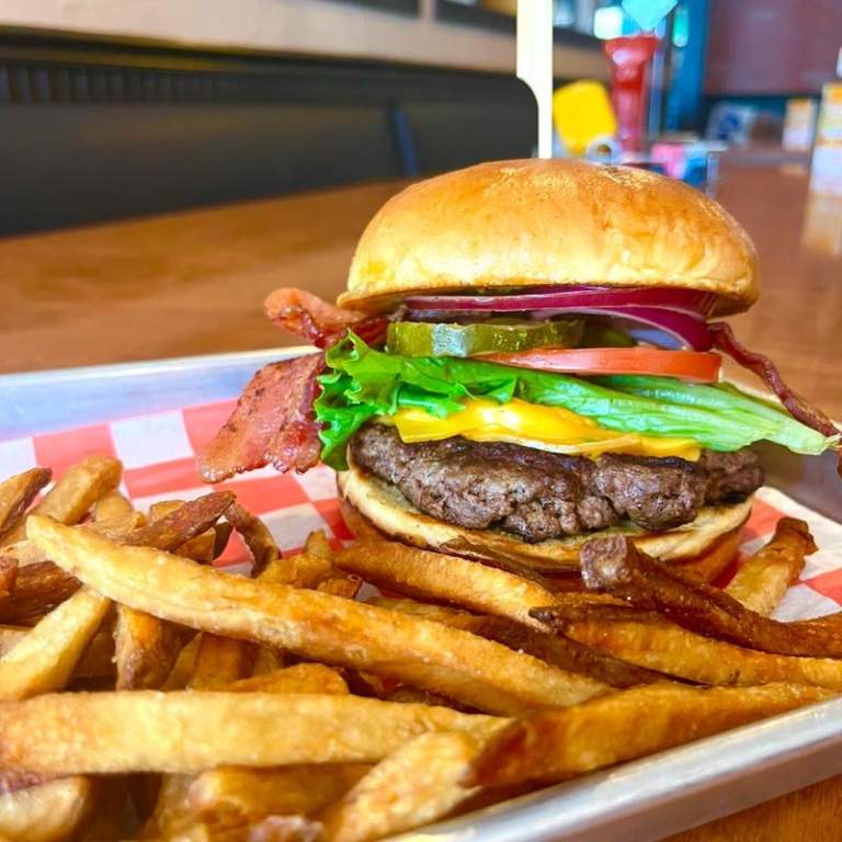 1761184552441 7nhrzmbe 768x768