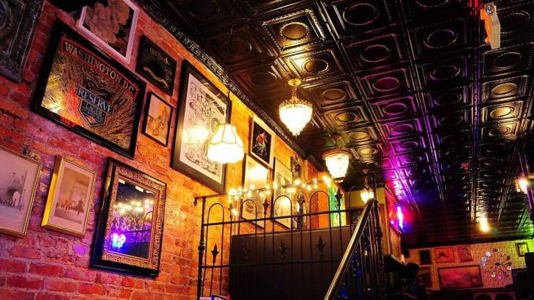 1761699536011 3aih3l3v looking glass lounge exterior 768x432