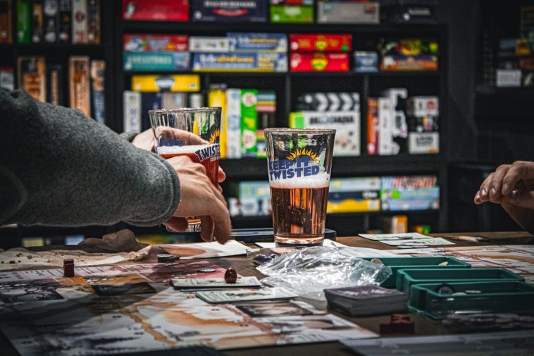 1761742020461 0b5bz9zw tabletop tavern gameplay 768x512