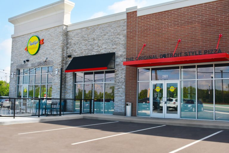 1762222705735 82krztxn buddys pizza woodhaven exterior 768x512