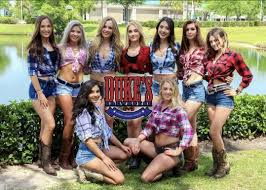 1762225284394 3rt6bp7x dukes brewhouse plant city happy wings day