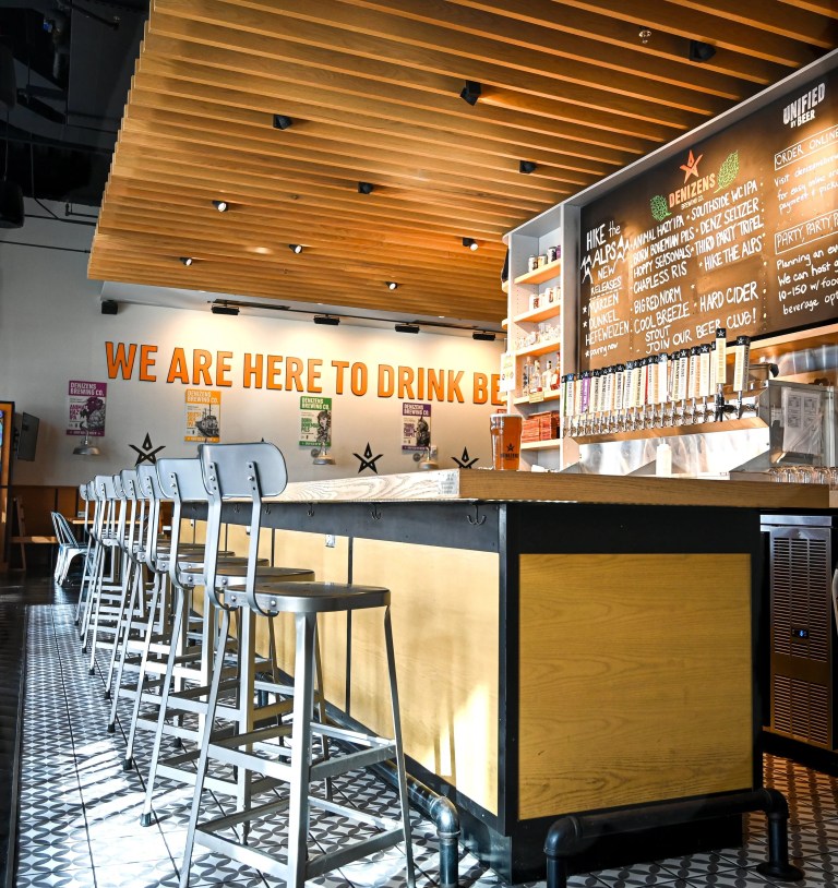 brightbarseatsangle 768x814