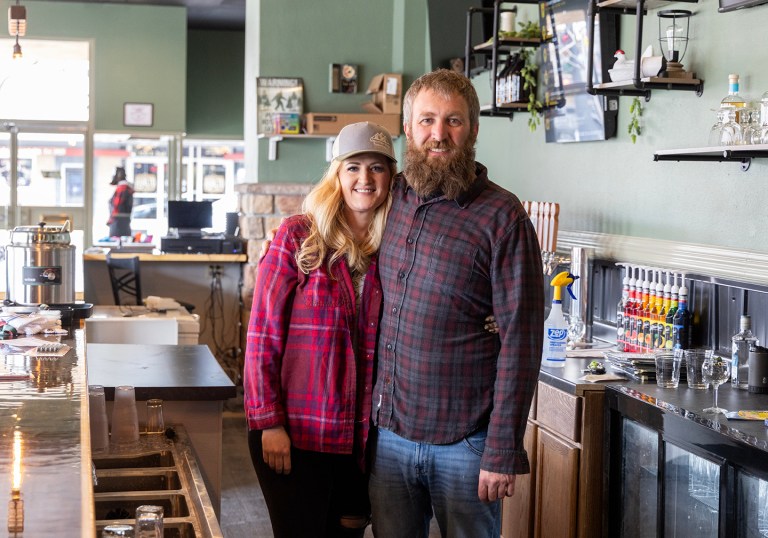 040925 MountainHops001 768x538