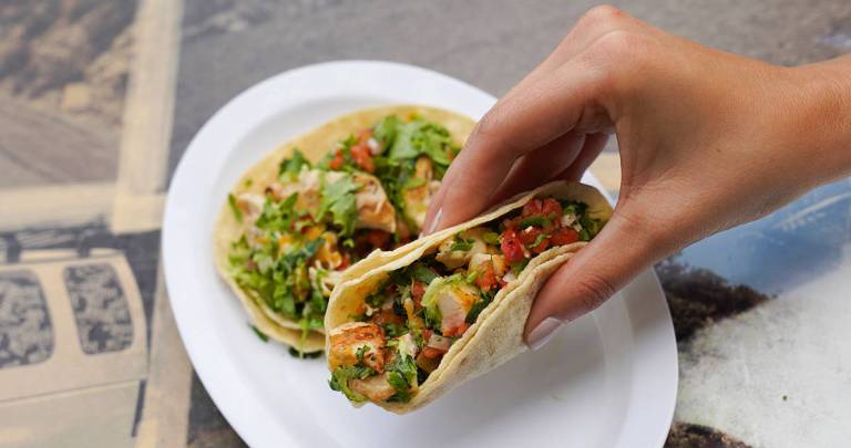 chicken taco hand 768x405