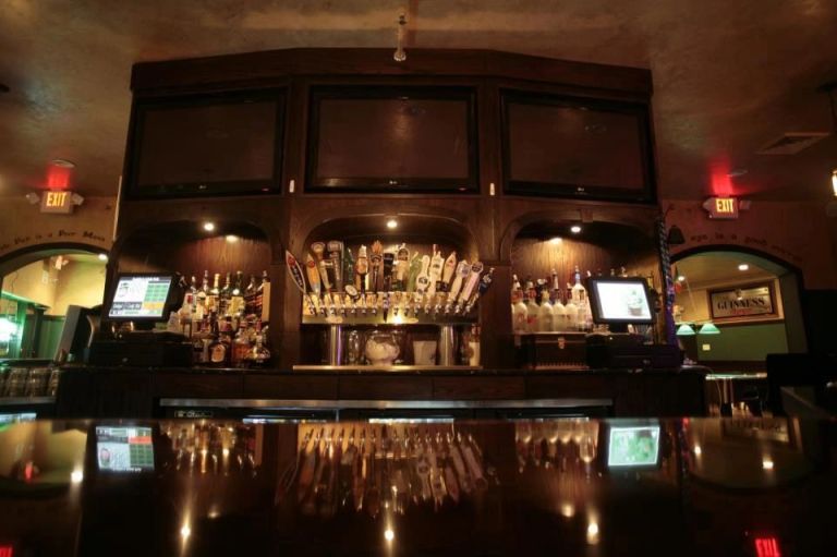 264602 10150988467186161 1066222814 n 768x511