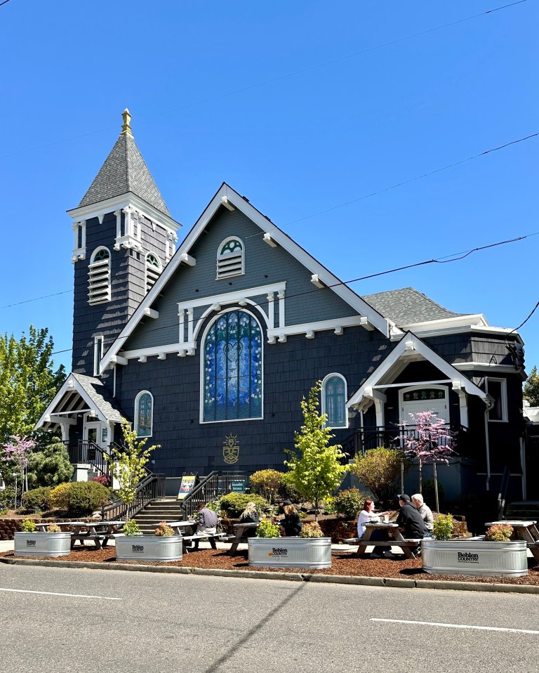 SJ BroadwayExterior 1 768x958