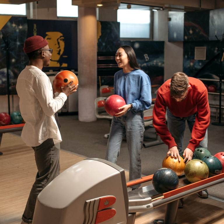 photo bowlers together orig 768x768