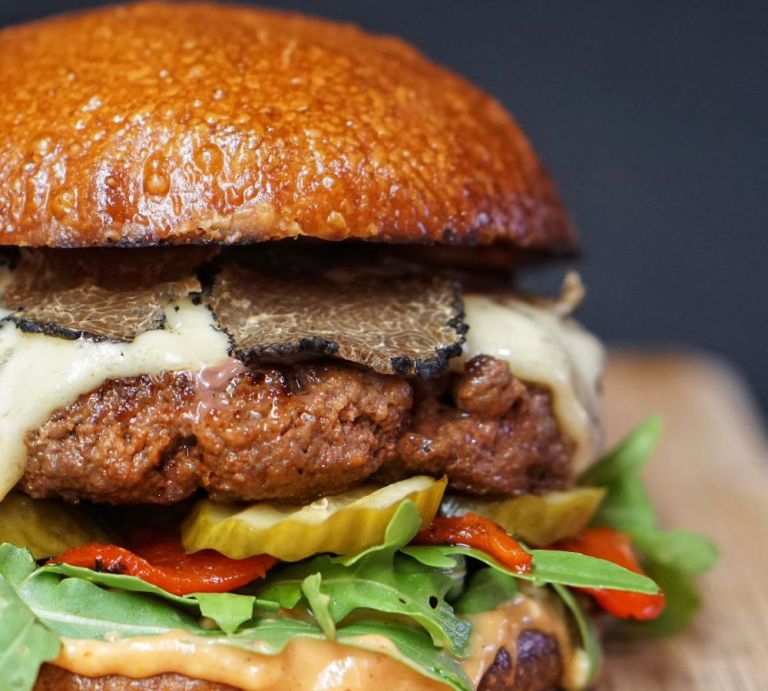 rose city burger food bar grill 768x691