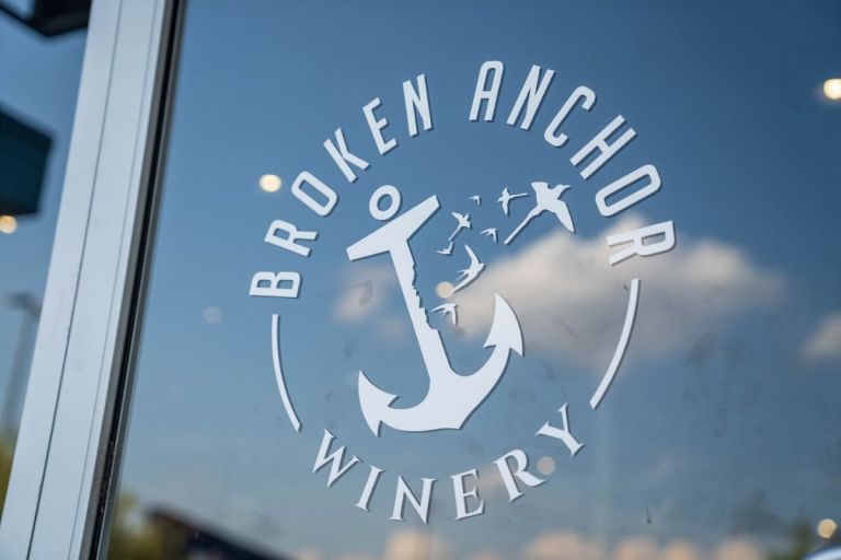 socials share image 768x512