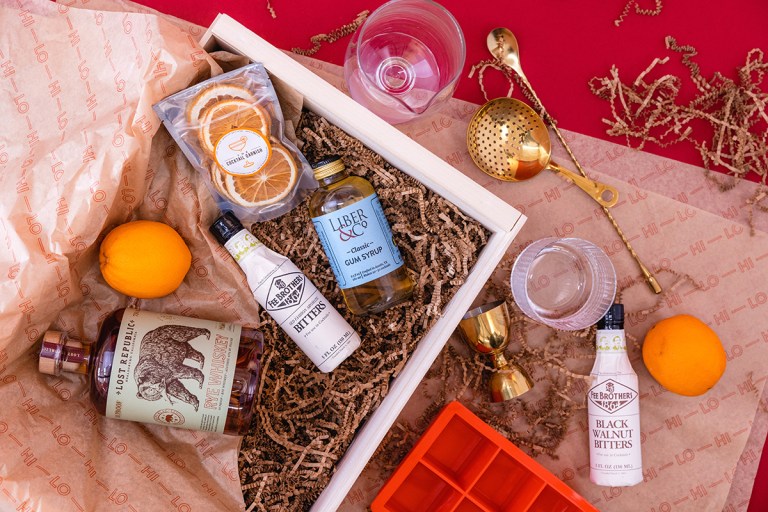cocktail kit WalnutOldFashioned above AR5 AR5 9785 768x512