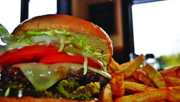 deltaburger 768x434