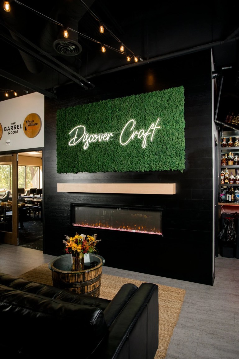 DiscoverCraftWall ASP3 768x1152