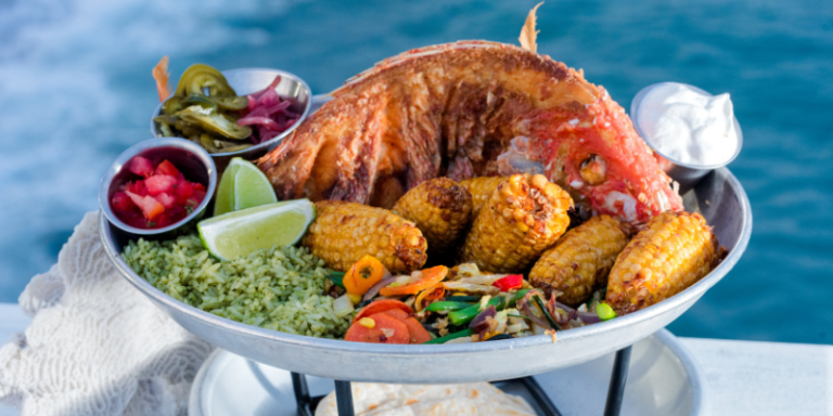 bennys on theneach pier pescado 768x384