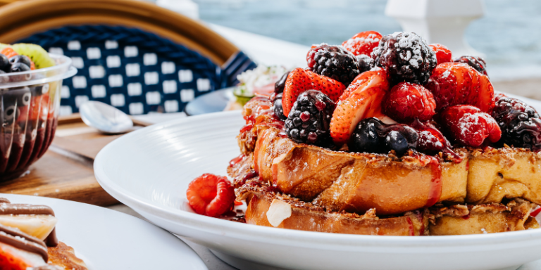 breakfast bennys lake worth BEACH 768x384