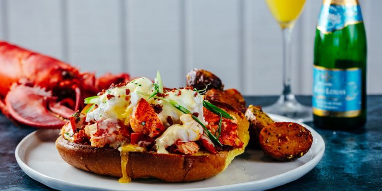 brunch bennys on the beach 768x384